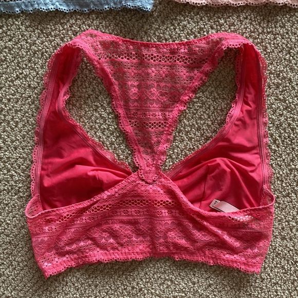 Victoria’s Secret Lacy Bralette Bra Bundle Purple Pink Blue Size Small Like New - Picture 5 of 10